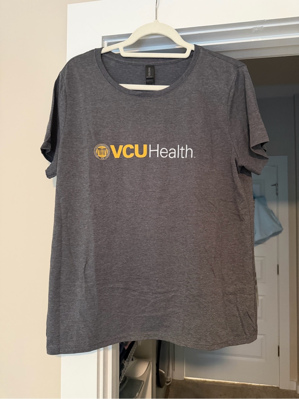Unisex VCU Health Gray Logo Tee